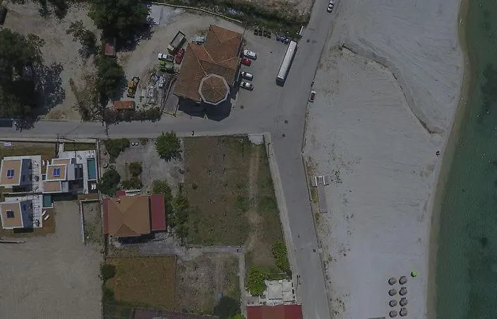Seascape - Beachfront Villa