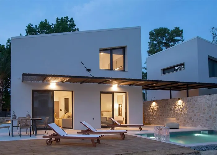 Villa Seascape - Beachfront