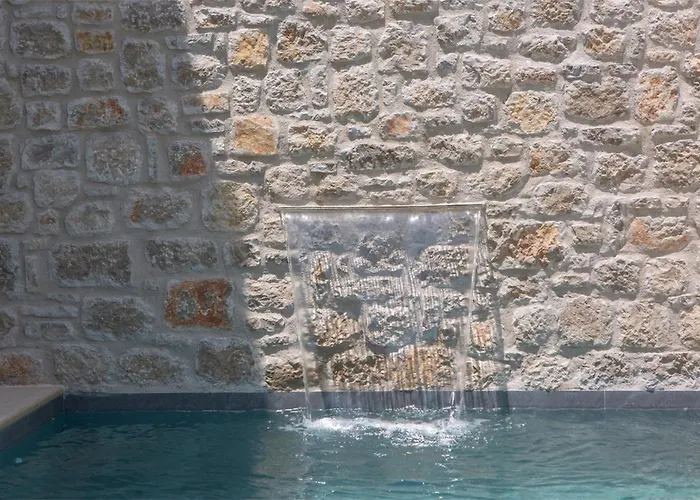 Villa Seascape - Beachfront *