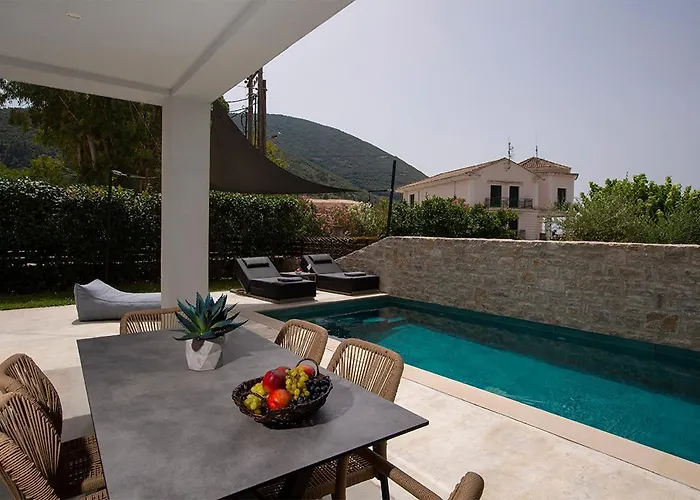 Seascape - Beachfront Villa