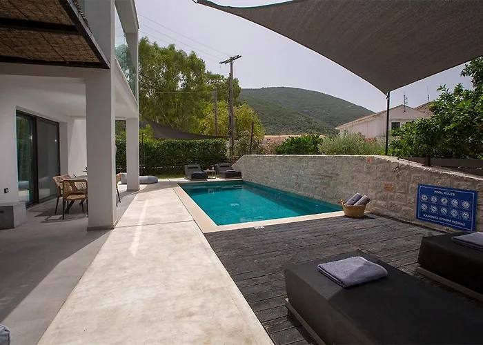 Seascape - Beachfront * Vasiliki