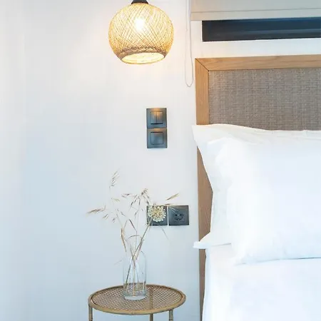 Seascape - Beachfront Βασιλική